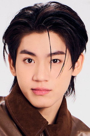 Almond Poomsuwan Suwansatit